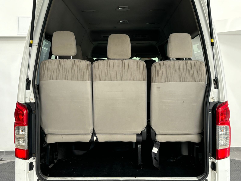 Nissan Urvan NV350 Pasajeros 4 pts. TM5, a/ac., VE, CD, 12 pas. 2016